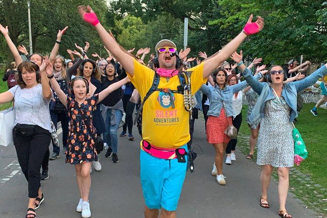 A Silent Disco Adventure in Glasgow - Meeting at Katie’s Bar and Getting Into Gear for the 3 PM Start