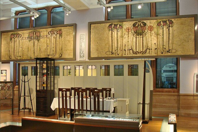 Charles Rennie Mackintosh Walking Tour: Saturdays 10am - The Lighthouse, the Daily Record Building, and Seeing Style at Street Level