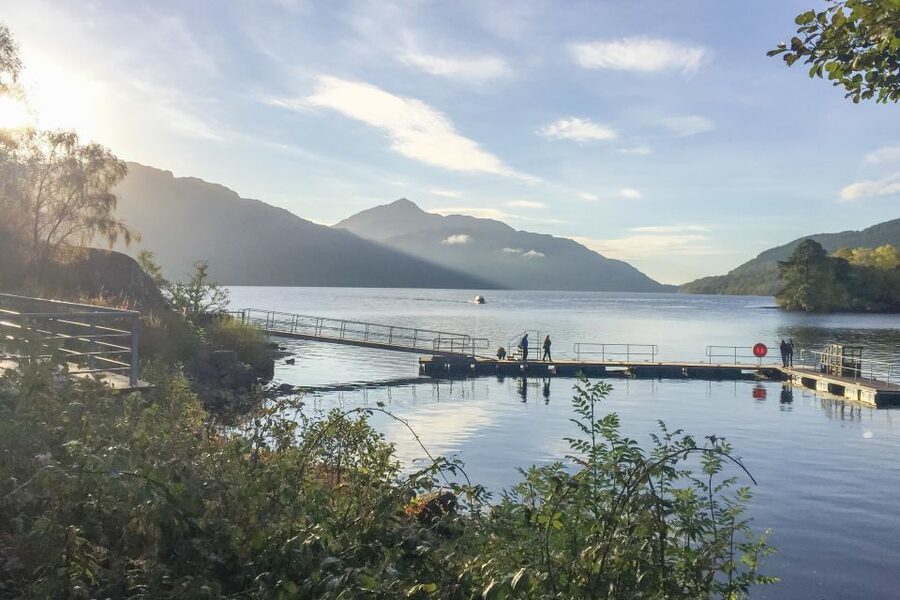 From Glasgow: Loch Lomond, Trossachs & Stirling Castle Tour - Balloch and Loch Lomond: a loch-first introduction