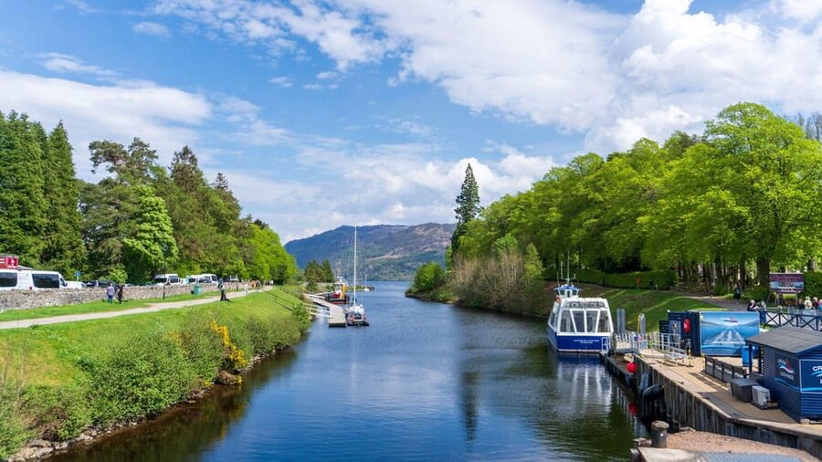 From Glasgow: Loch Ness, Glencoe and Scottish Highlands Trip - Loch Ness Visit Time: Fort Augustus, Shores, and a Nessie-Search Mindset