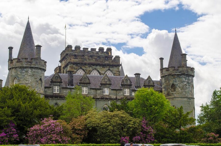 From Glasgow: Oban, Lochs & Inveraray Day Tour - From Glasgow to Luss: Loch Lomond’s conservation-village pause