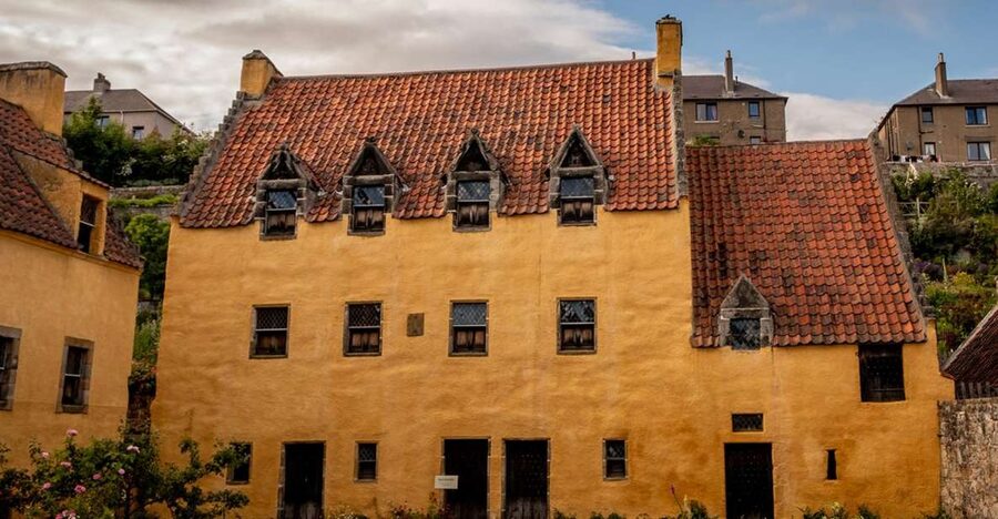 From Glasgow: Outlander Adventure Tour with Tickets - Starting in Glasgow: the easy launch point
