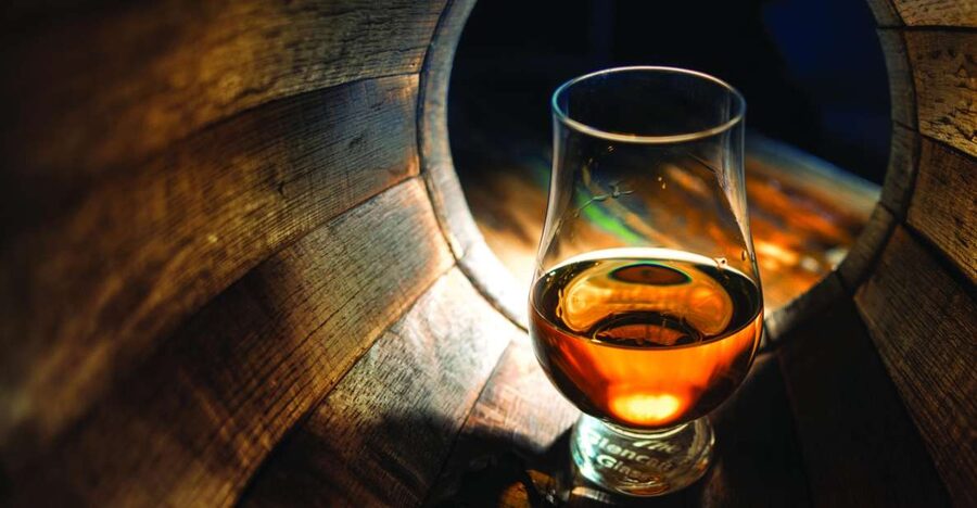 From Glasgow: Whisky and Loch Lomond Tour with Admissions - Key highlights worth waking up for