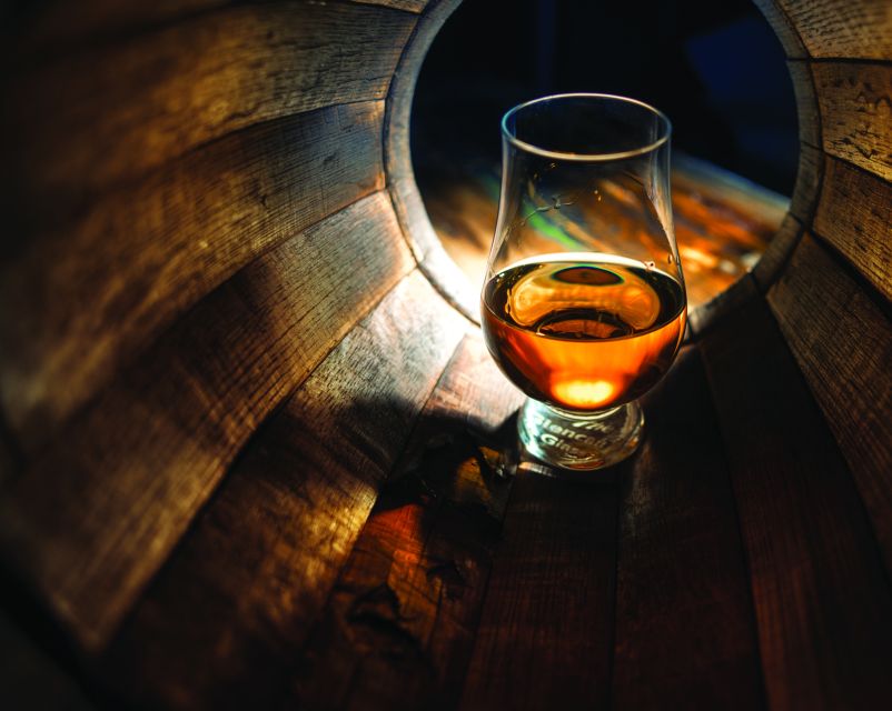 From Glasgow: Whisky and Loch Lomond Tour with Admissions - Luss and Balloch: where the loch photos actually make sense