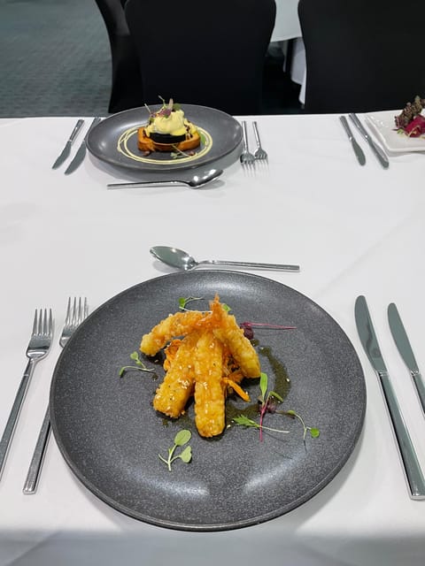 Glasgow: Celtic Park Number 7 Restaurant - Quick hits before you go