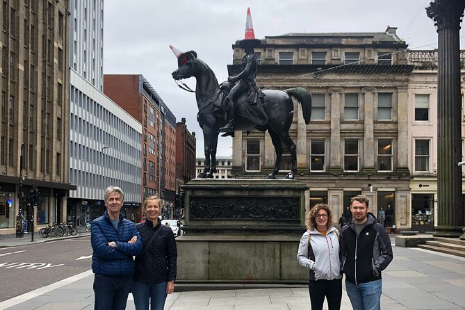 Glasgow City Centre Walking Tour with Local Guide - Street art in central Glasgow: more than murals on walls