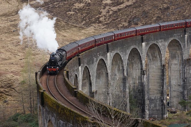 Glasgow: Eilean Donan, Loch Ness & Glenfinnan - 2 Day Tour - Fort William overnight: why staying matters here