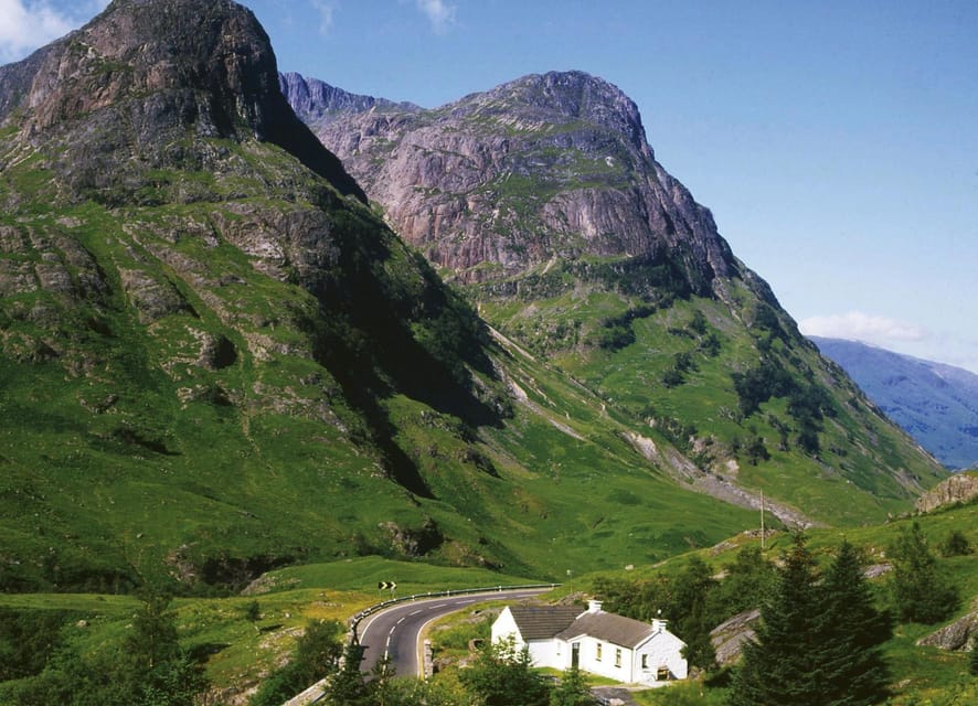 Glasgow: Glencoe, Scenic Walk & Scottish Highlands Tour - Luss on Loch Lomond: the calm warm-up before Glencoe