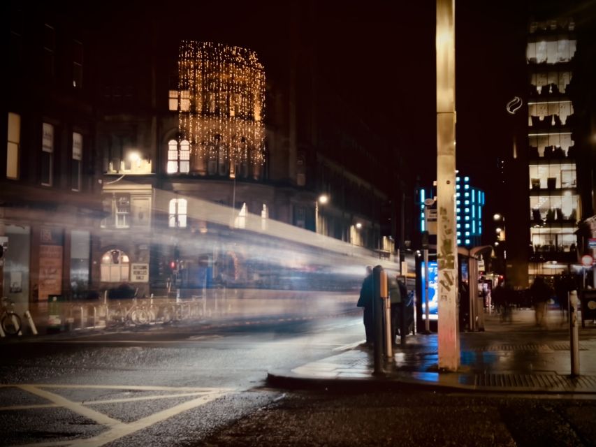 Glasgow: Haunted Quest Experience - More Haunted Stops to George Square: Squares, Bars, and City Icons