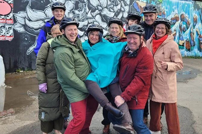Glasgow Highlights Bike or Ebike Tour - Optional Toilet Stop and Photo Power: Small Breaks That Matter
