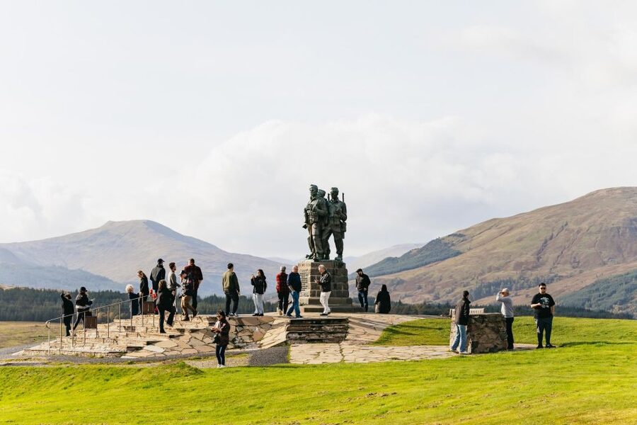 Glasgow: Loch Ness, Glencoe and Highlands Tour with Cruise - Fort Augustus and Loch Ness: your 50-minute cruise moment