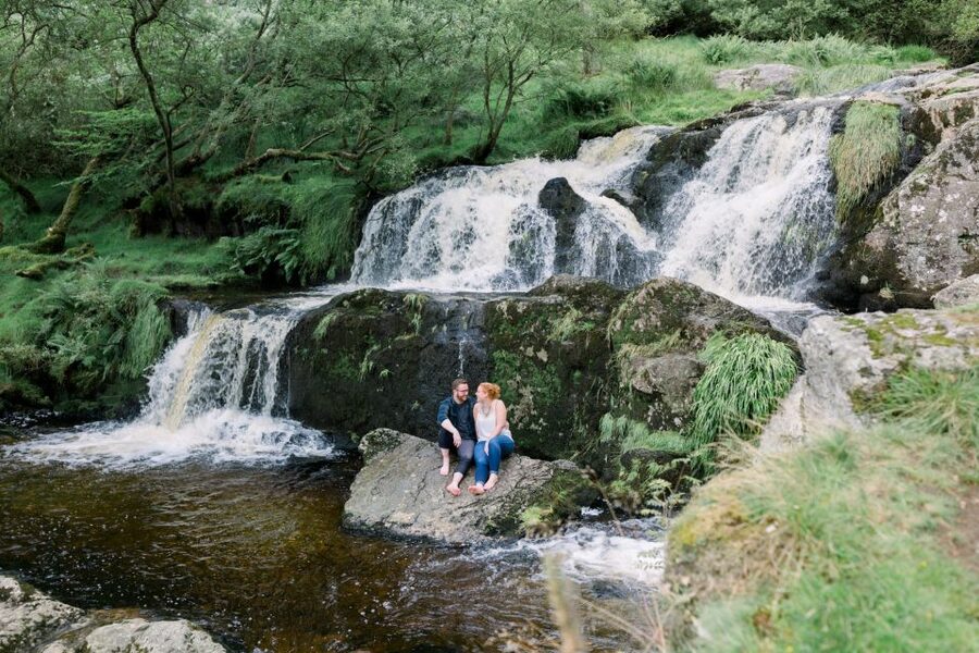 Glasgow: Loup of Fintry Waterfall Guided Tour - What you’ll see en route: villages, bridges, stone walls, and animals