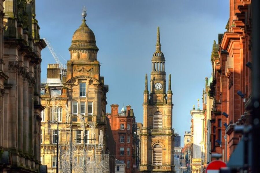 Glasgow: Private custom tour with a local guide - Parks, Kelvingrove, and University Streets: A Better Side of Glasgow