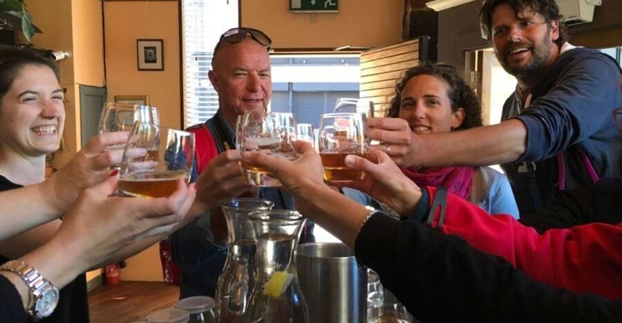 Glasgow: Pubs & History Guided Walking Tour with Beer - What makes the tour worth around $62