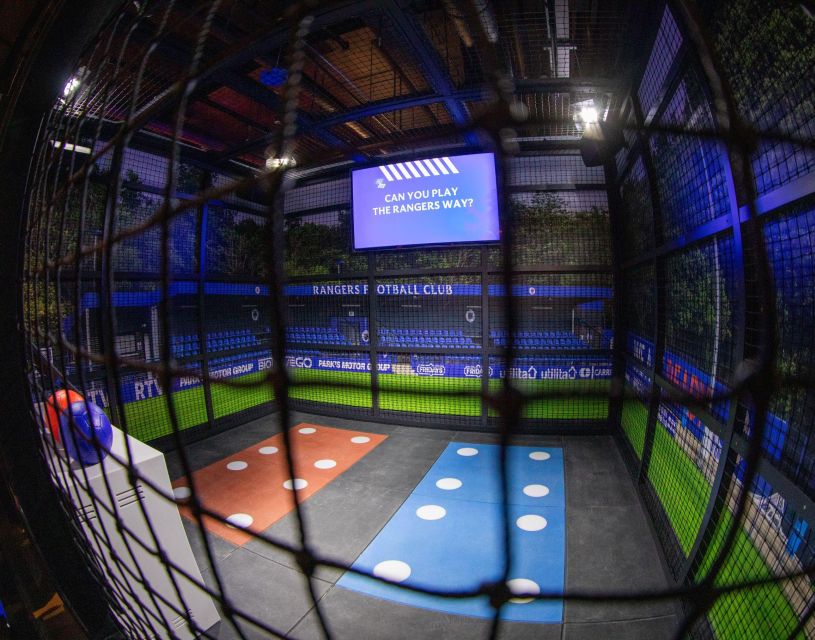 Glasgow: Rangers Football Club Museum - The trophy room: fast payoff for football fans