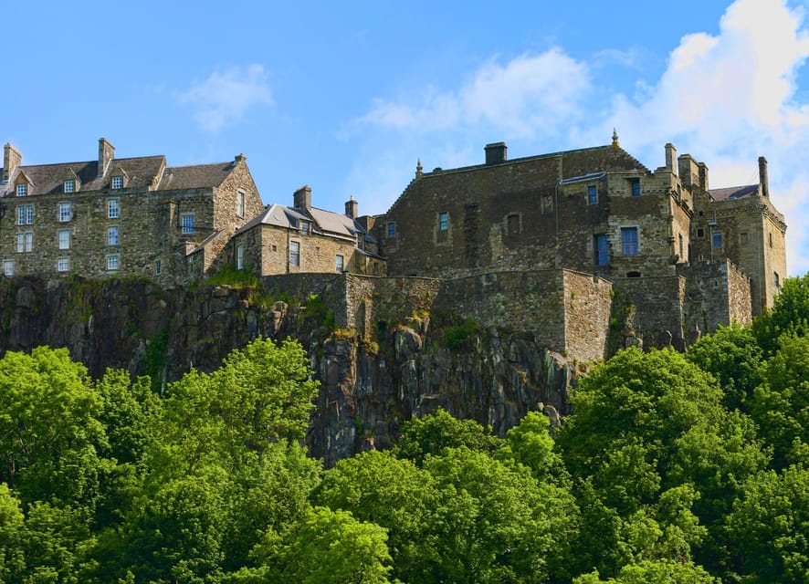 Glasgow: Stirling Castle, Loch Lomond Walk, and Whisky Tour - The Highland boundary fault line: the science behind the scenery