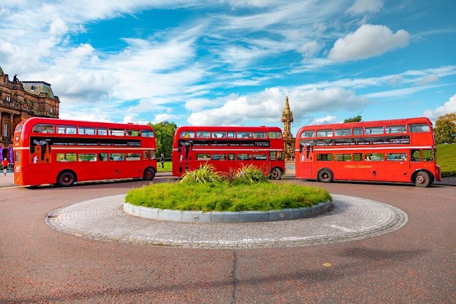 Glasgow: Vintage Bus Tour with Afternoon Tea or Gin - A vintage red double-decker that actually changes the feel of the day