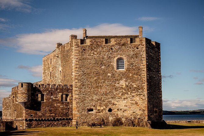 Outlander Adventure Day Tour from Glasgow Including Admissions - Blackness Castle and Fort William Vibes