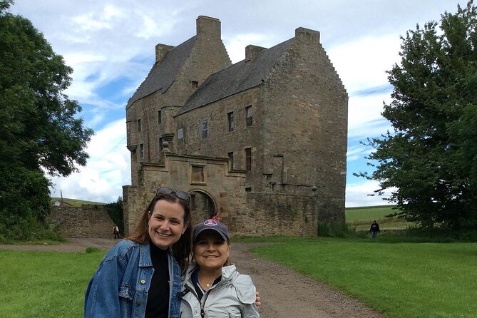 Outlander Day Tour from Glasgow - Blackness Castle: Fort William’s ship-that-never-sailed look