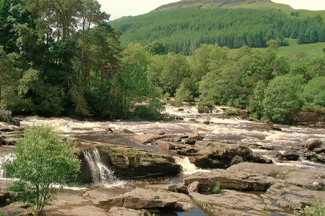 Stirling Castle & Loch Day Tour - Stop 3: Kilmahog and Trossachs Woollen Mill (hairy coos season)