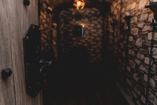 The Ghost of Mary Queen of Scots Escape Room - The Ghost of Mary Queen of Scots Escape Room: the premise that drives the game