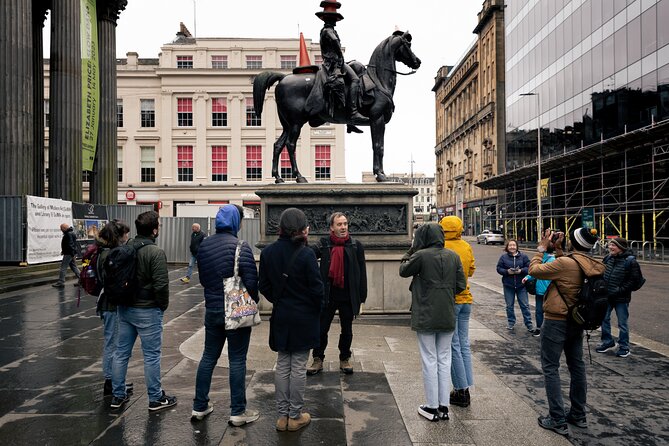 The Magnificent and Mysterious History of Glasgow - Wellington’s traffic cone and the Corinthian Club: when history turns playful