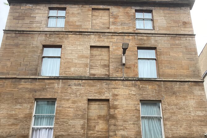 Walking Tour of Glasgow - Actor-guided storytelling: why it works on this specific route
